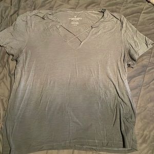 Selling this t-shirt because I don’t wear it anymore! American Eagle size L